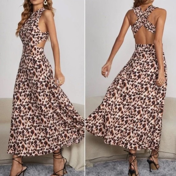 Dresses & Skirts - Boho Leopard Print Open Back Slit Maxi Dress